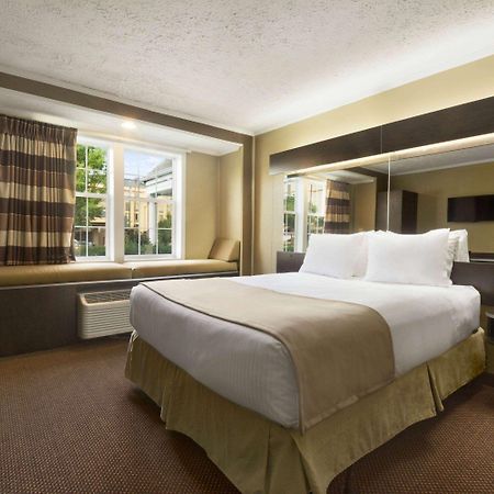 Microtel Inn & Suites By Wyndham Columbia Fort Jackson N Extérieur photo
