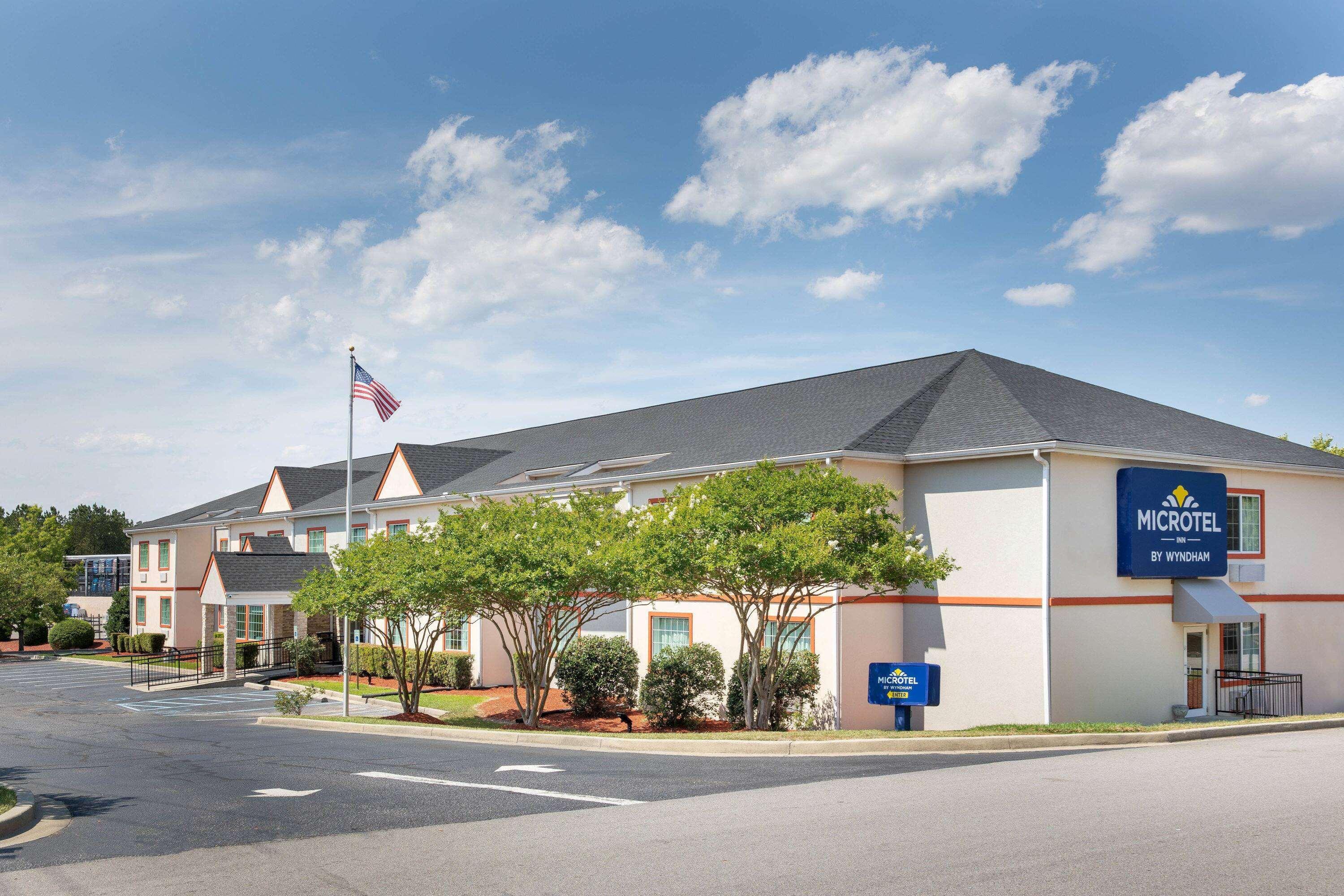 Microtel Inn & Suites By Wyndham Columbia Fort Jackson N Extérieur photo