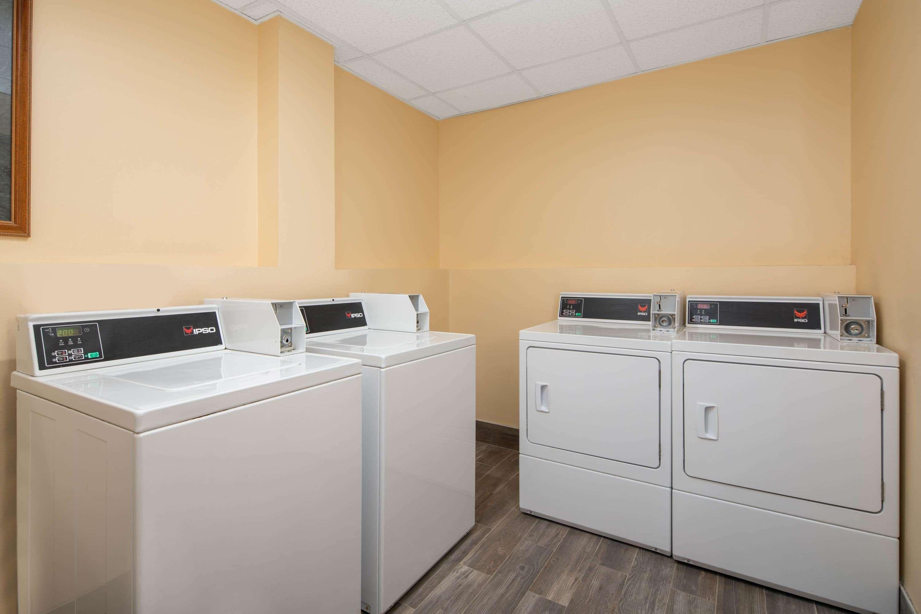 Microtel Inn & Suites By Wyndham Columbia Fort Jackson N Extérieur photo