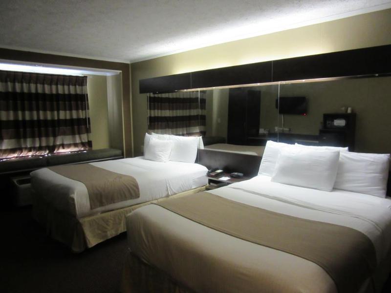 Microtel Inn & Suites By Wyndham Columbia Fort Jackson N Extérieur photo